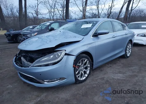 2015 Chrysler 200 C z USA, uszkodzony, nr VIN 1C3CCCEG2FN606640